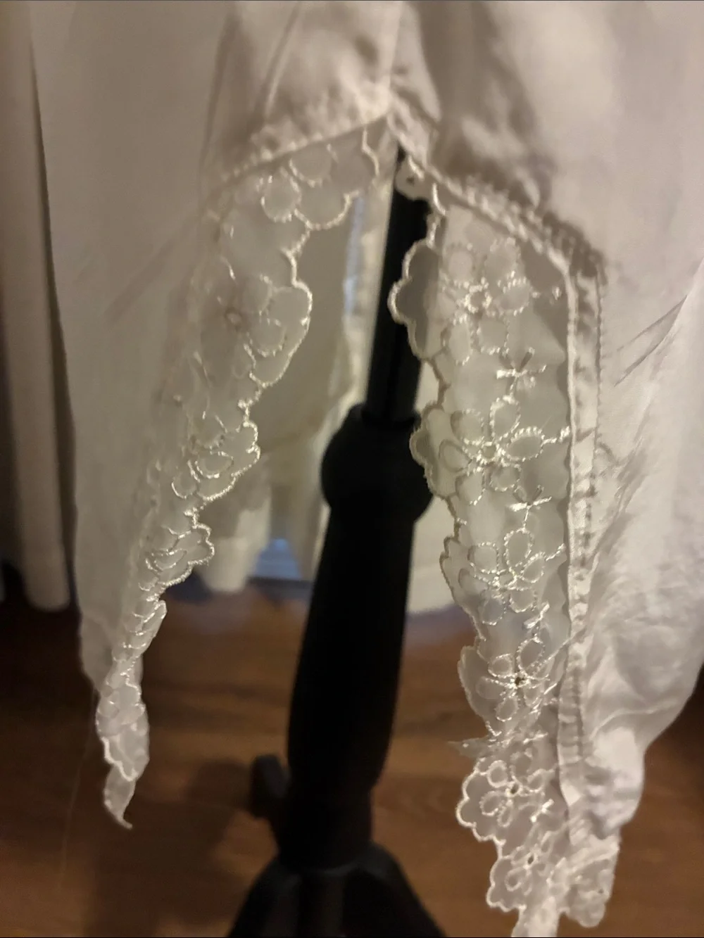 Vintage Cream Satin Chemise Slip with Lace Trim - Picture 3 of 6
